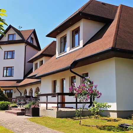 Guesthouse Cetri Veji Turkalne Exterior foto